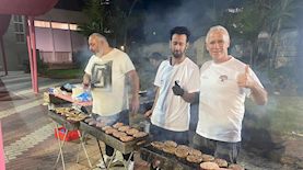 ארוחת בשרים לחיילים, צילום: עודד סרוקה